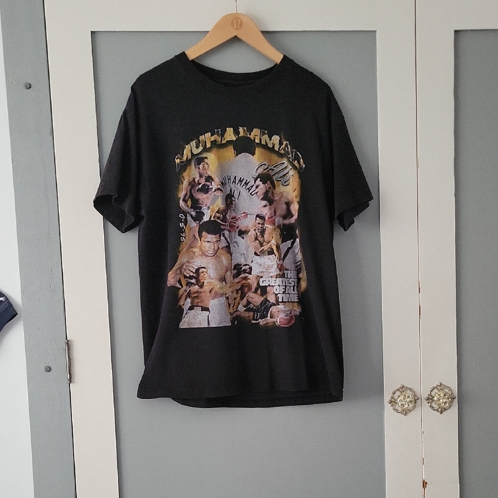Vintage Black Muhammad Ali Graphic Tee
